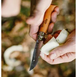 couteau opinel tradition carbone n°8 lame 8,5cm