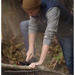 Scie N°12 OPINEL manche hêtre naturel lame acier carbone 12cm