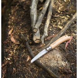 Scie N°12 OPINEL manche hêtre naturel lame acier carbone 12cm