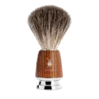 Blaireau Muhle collection Rytmo, brosse en pur poil noir, manche en frêne étuvé.